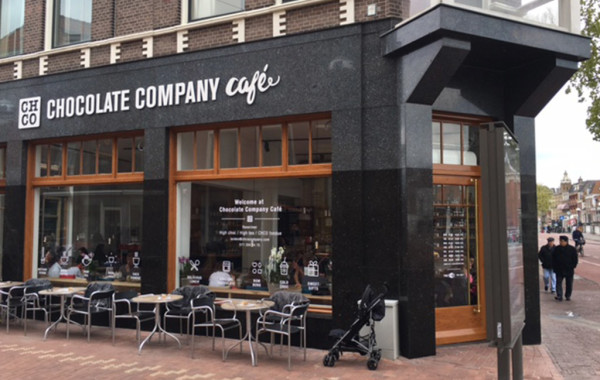 restauratie-renovatie gevel Haarlemmerstraat 1 | Leiden